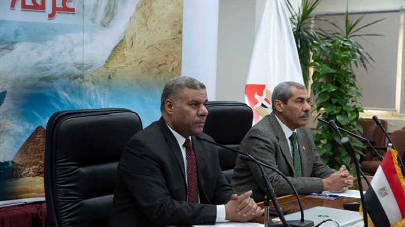 معلومات الوزراء يستقبل