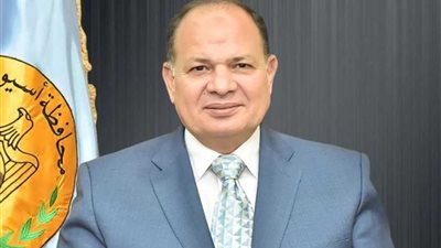 محافظ أسيوط يهنئ الرئيس ووزير الداخلية بعيد الشرطة الـ 68