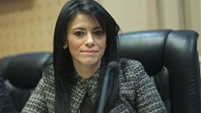 وزيرة التعاون الدولي تبحث مع مسئولي 