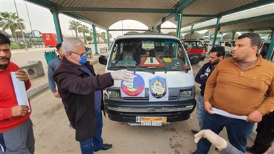 جامعة دمنهور تشارك في تعقيم مواقف السيارات بالبحيرة