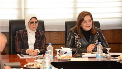 وزيرتا الصحة والتخطيط تبحثان الخطة الاستثمارية لوزارة الصحة