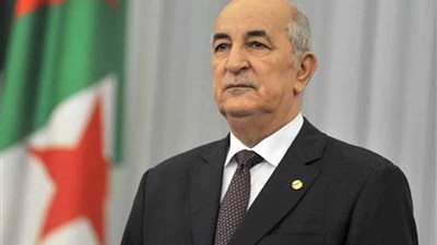 الرئيس الجزائري يتسلم أوراق اعتماد 3 سفراء جدد