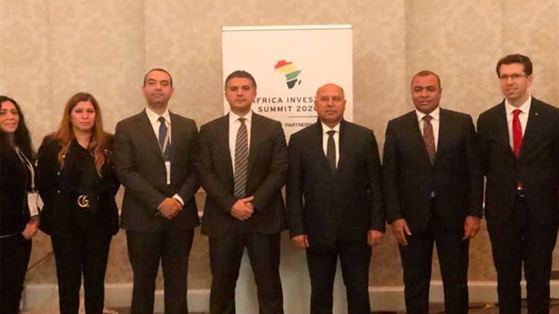 وزير النقل يبحث في