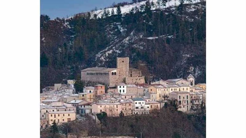 في بلدة إيطالية..