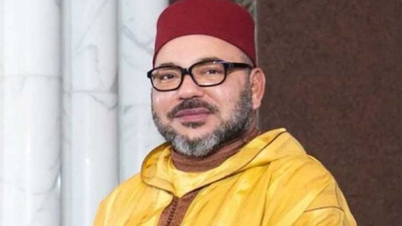 العاهل المغربي يستقبل