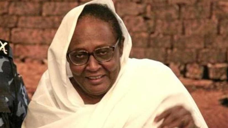 وزيرة خارجية السودان