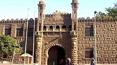 دورات تدريبية لطلبة السياحة والآثار بقصر المنيل