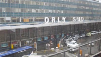 مطار أورلي الدولي بباريس يغلق أبوابه كليا لأول مرة في تاريخه 