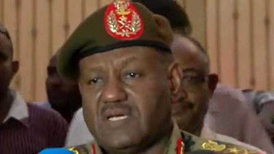 مدير المخابرات العامة السوداني الجديد يتسلم رسميا مهام منصبه