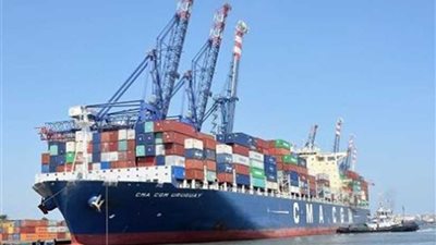 تداول 31 سفينة وتفريغ 4100 طن رخام بموانئ بورسعيد