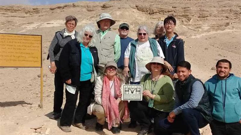 وفد أمريكي يزور المناطق