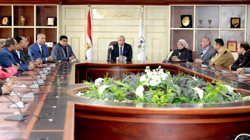 دمج الأطفال والمسنين