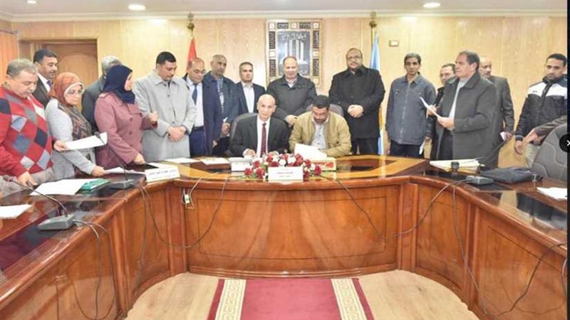 توقيع عقود تنفيذ