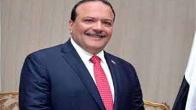 رئيسا جامعتي جنوب الوادي وطنطا يهنئان الرئيس السيسي بعيد الشرطة