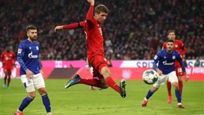 بايرن ميونخ يكتسح شالكه بخماسية نظيفة