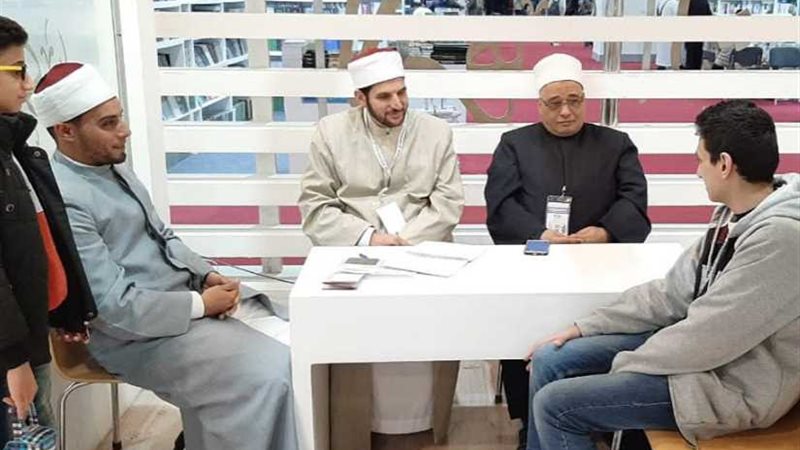 رواد معرض الكتاب