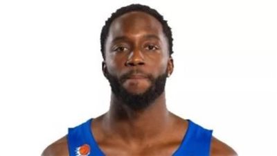 بسبب كورونا.. الأهلي يُعلق تعاقده مع محترف السلة حتى عودة النشاط