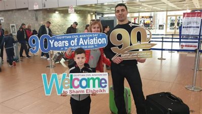 وزارة الطيران تحتفل بعيد الطيران المدني الـ90