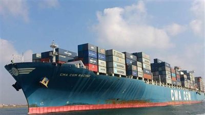 وصول 9 سفن بضائع عامة وحاويات إلى ميناء دمياط