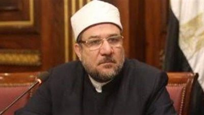 إنهاء خدمة أول عامل بالأوقاف لتقصيره في غلق 