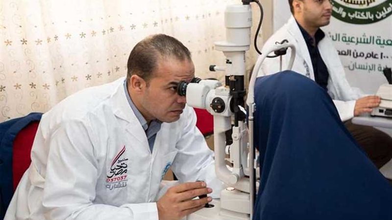 الكشف على 941 مواطنا