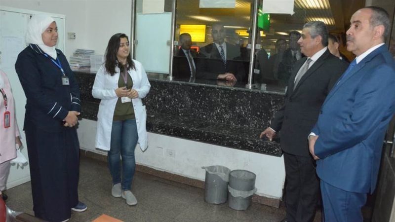 وزير الطيران يشدد