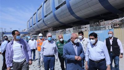 النقل: تنفيذ المشروعات القومية في موعدها