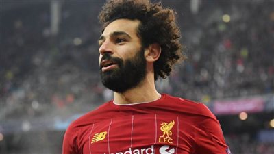 ليفربول يرفض الانصياع لرابطة البريميرليج في خفض راتب «صلاح» وزملائه 
