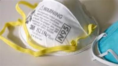 حقيقة قرصنة ترامب لشحنة كمامات طبية كانت متجهة لألمانيا 