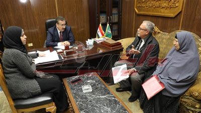 لجنة لمراجعة رخصة بناء لأرض محل نزاع بالمنوفية