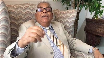 رئيس اتحاد المصريين بالسعودية يثمن قرار الملك سلمان بعلاج مصابي كورونا  