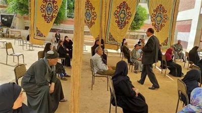 استمرار صرف المعاشات بالمنافذ الإضافية بالمنيا