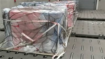إحباط تهريب أقمشة لتصنيع الكمامات عبر ميناء القاهرة الجوي