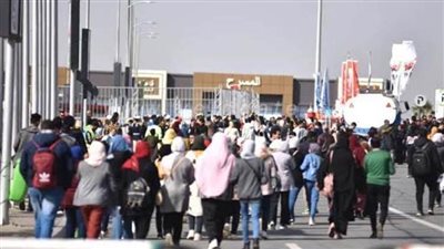 لبلبة تشيد بالإقبال الكبير في معرض الكتاب