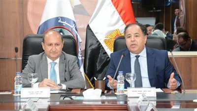 معيط ونصار يوقعان ٣١ «اتفاق تسوية» للمستحقات المتأخرة للمصدرين