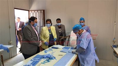 تربية نوعية بنها تنتج 2000 كمامة يوميا