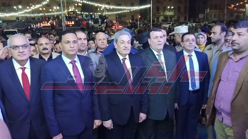 محافظ الدقهلية يوقد