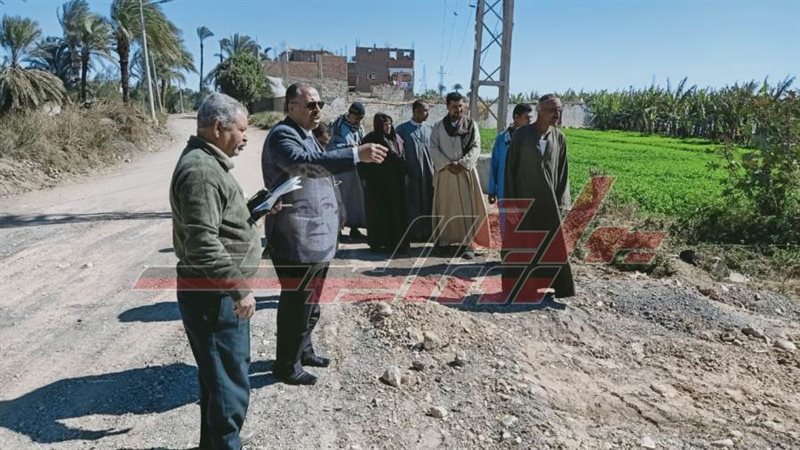 حملة إزالات بقرية