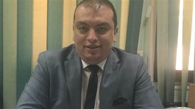 موظف بكهرباء البحيرة يتبرع براتبه لصالح الدولة لمواجهة فيروس كورونا