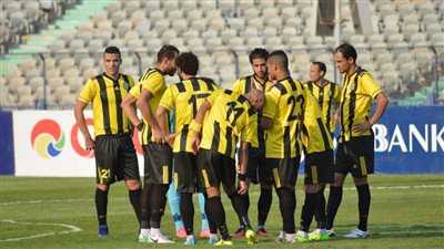 إنبي يصفع ذئاب الجبل بثنائية قاتلة