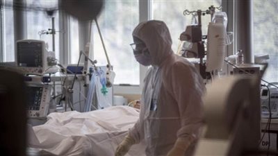 ليبيون يحولون منشآت خاصة لمراكز عزل طبي استعدادا لتفشي كورونا