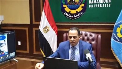 مناقشة رسالة ماجستير عبر الفيديو كونفرانس بجامعة دمنهور
