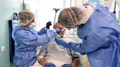 بريطانيا تخطط لإجراء 90 ألف اختبار 