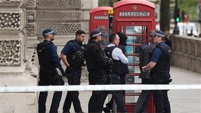 الشرطة البريطانية تحذر منتهكي قوانين الإغلاق وسط استمرار تفشي كورونا