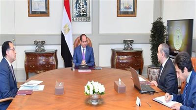 الرئيس السيسي يأمر بتطوير الطيران المدني