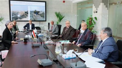 القليوبية تبحث مع وزيرة البيئة ومحافظ القاهرة وضع مدفن العبور