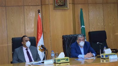 محافظ المنيا يوجه باستمرار حملات النظافة والتطهير