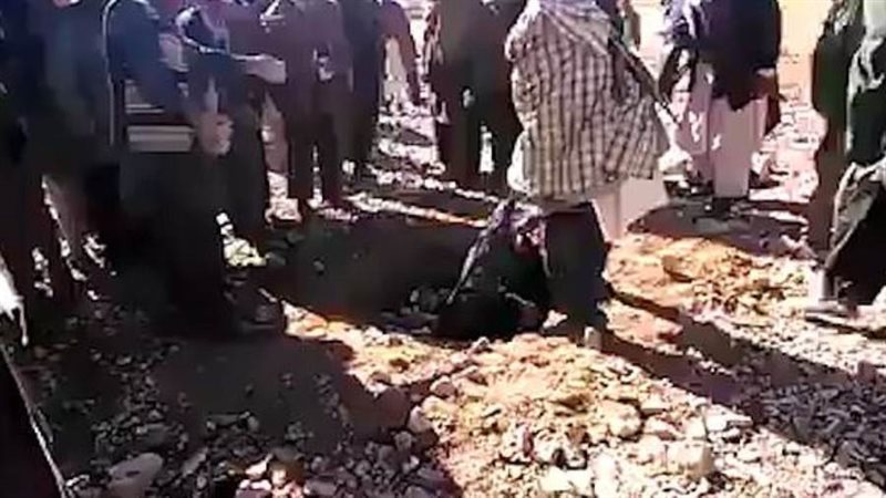 طالبان ترجم امرأة