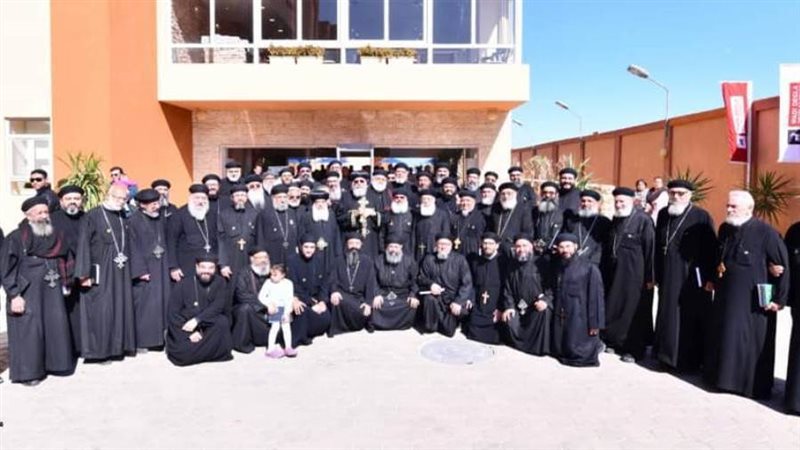 البابا تواضروس مع