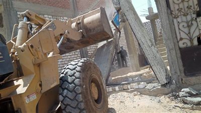 حملات تموينية وإزالة التعديات في عدة محافظات